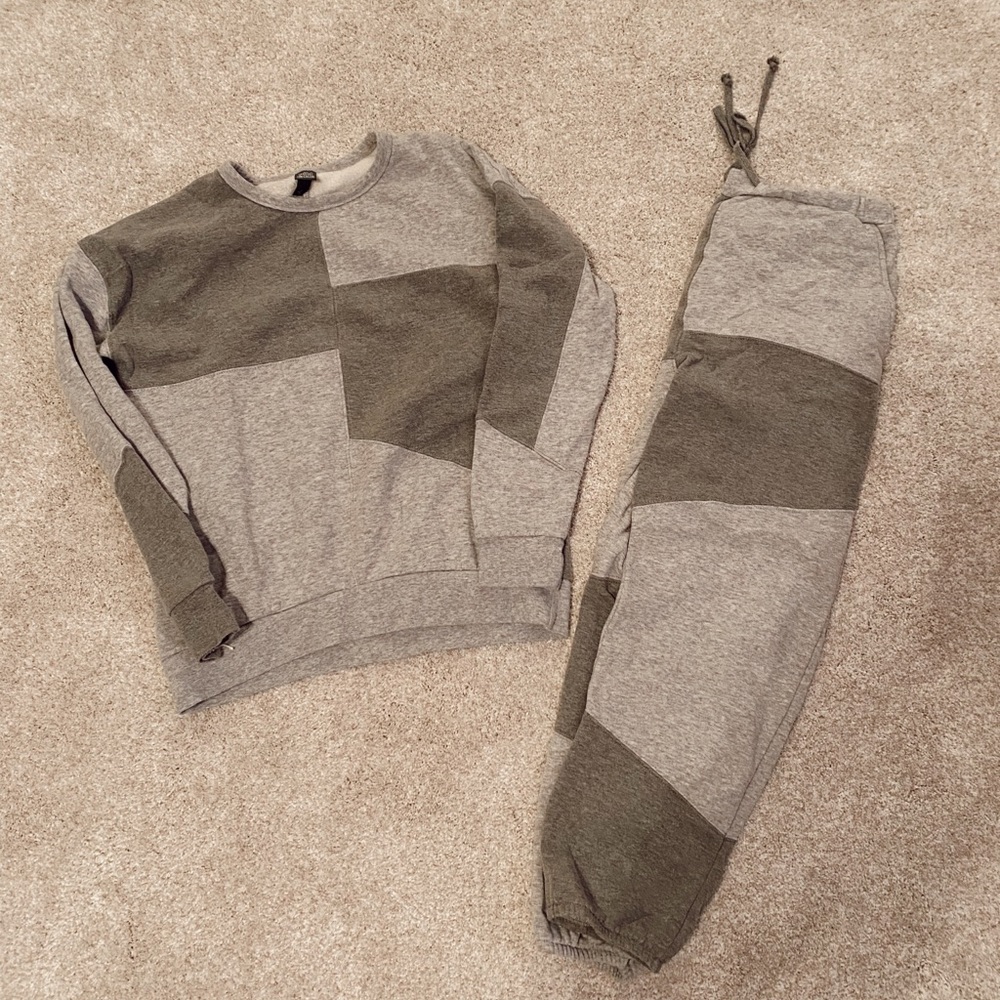 BRANDY (similar) Jogger/sweatshirt set size S